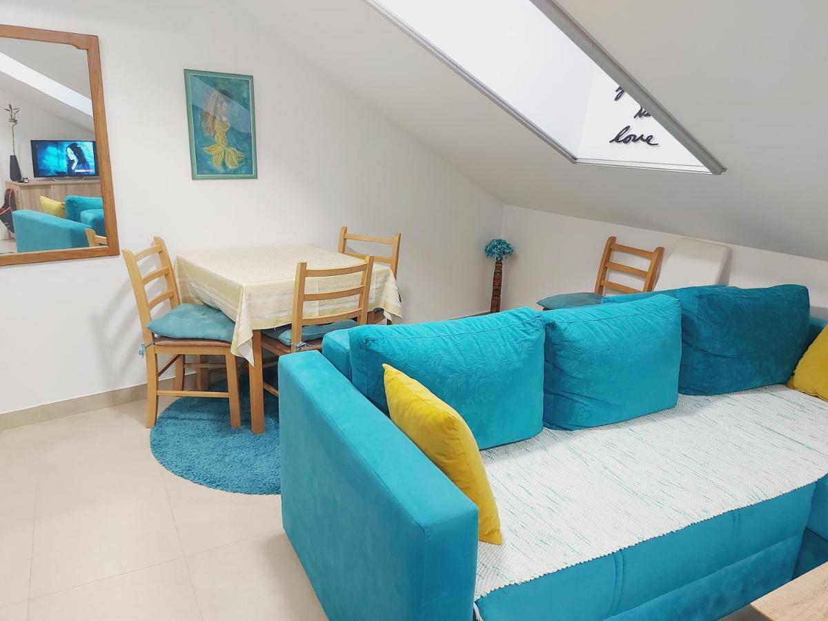 Apartman Santorini Нови Сад Екстериор снимка