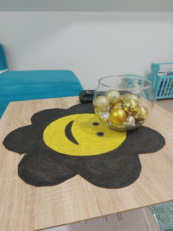 Apartman Santorini Нови Сад Екстериор снимка
